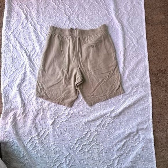 Marc Anthony Cargo Pants - Picture 2 of 3